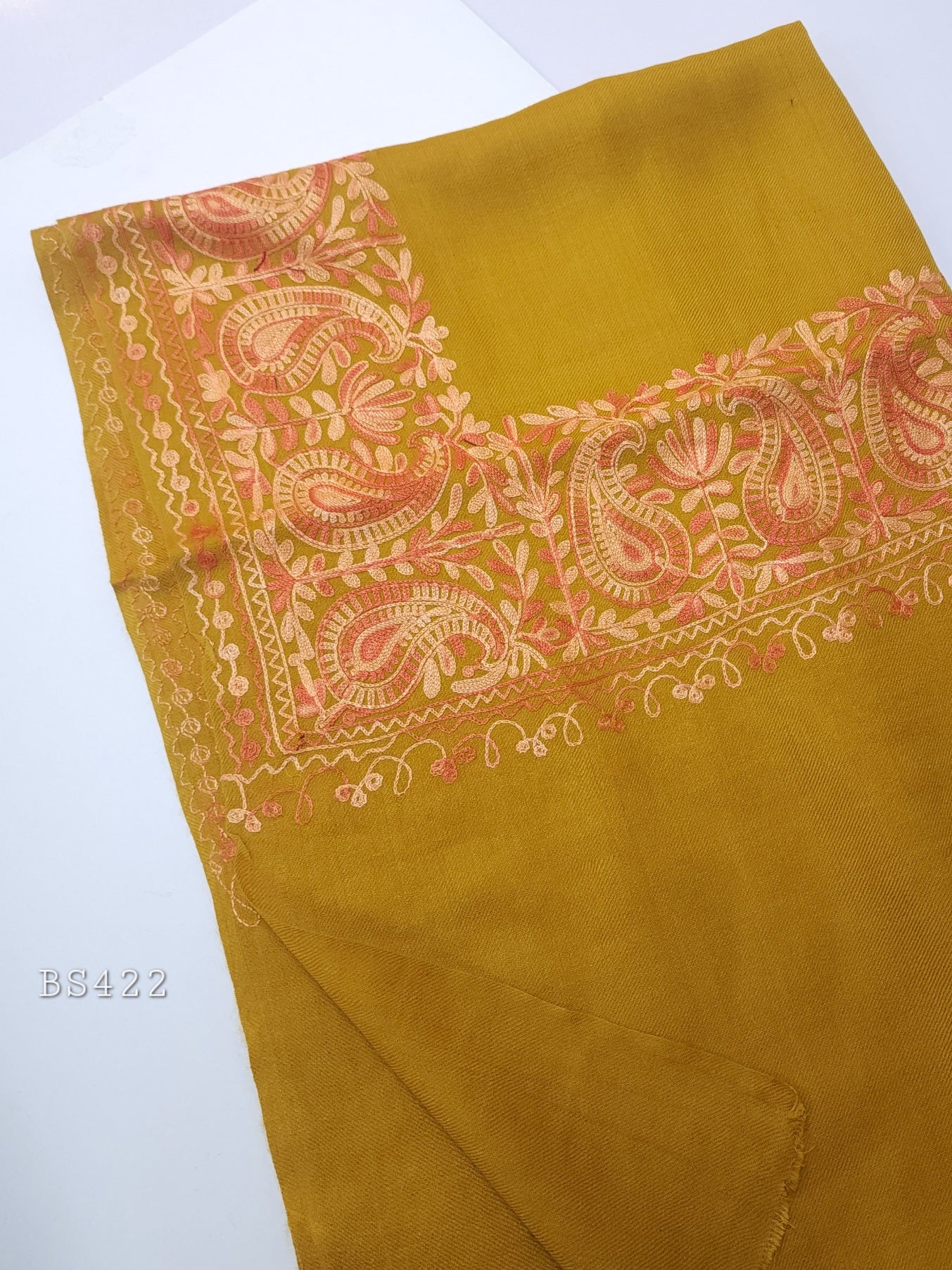 Aari Border Kashmiri Shawl | 4 Side Border Embroidery | Perfect Gift